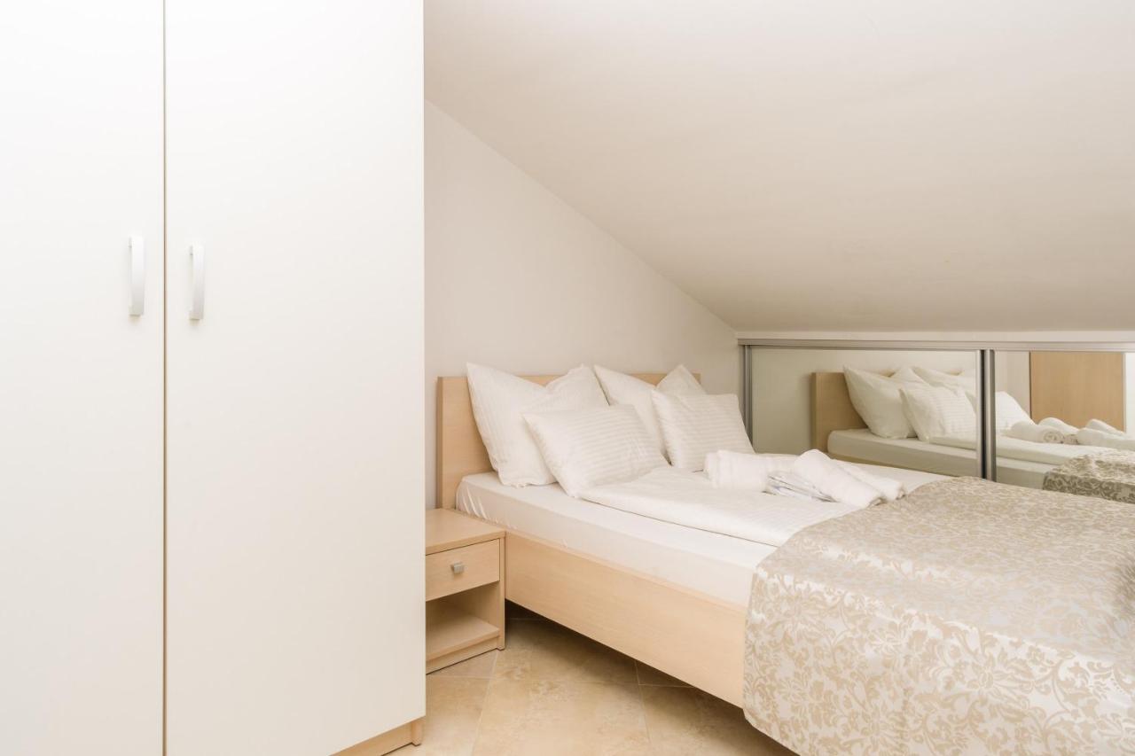 Apartmani Simi - The Wave Цриквениця Екстер'єр фото