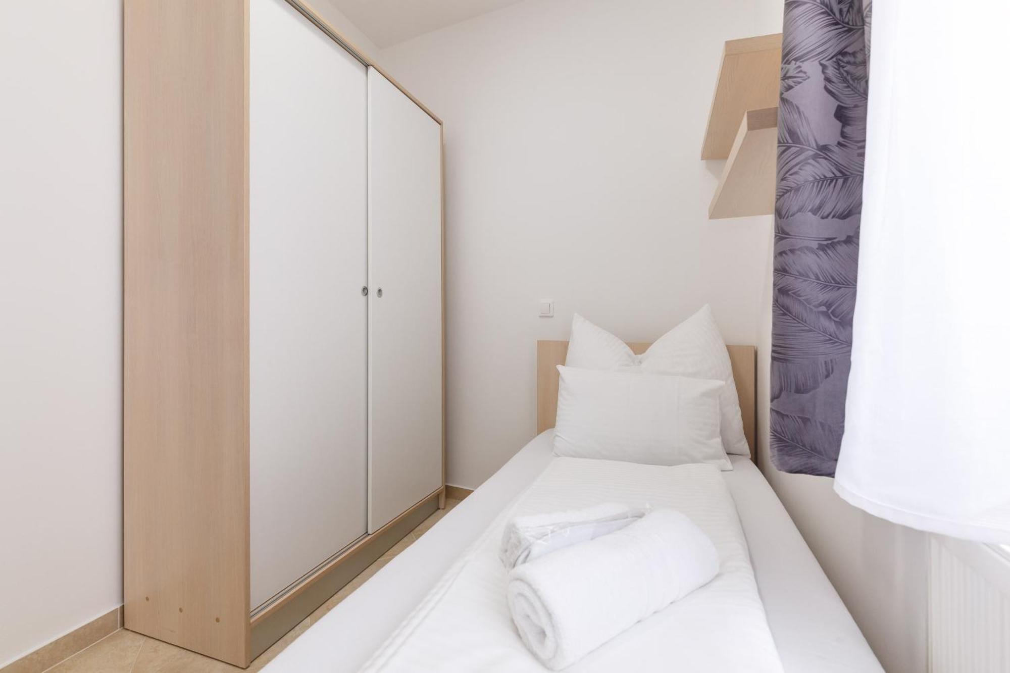 Apartmani Simi - The Wave Цриквениця Екстер'єр фото