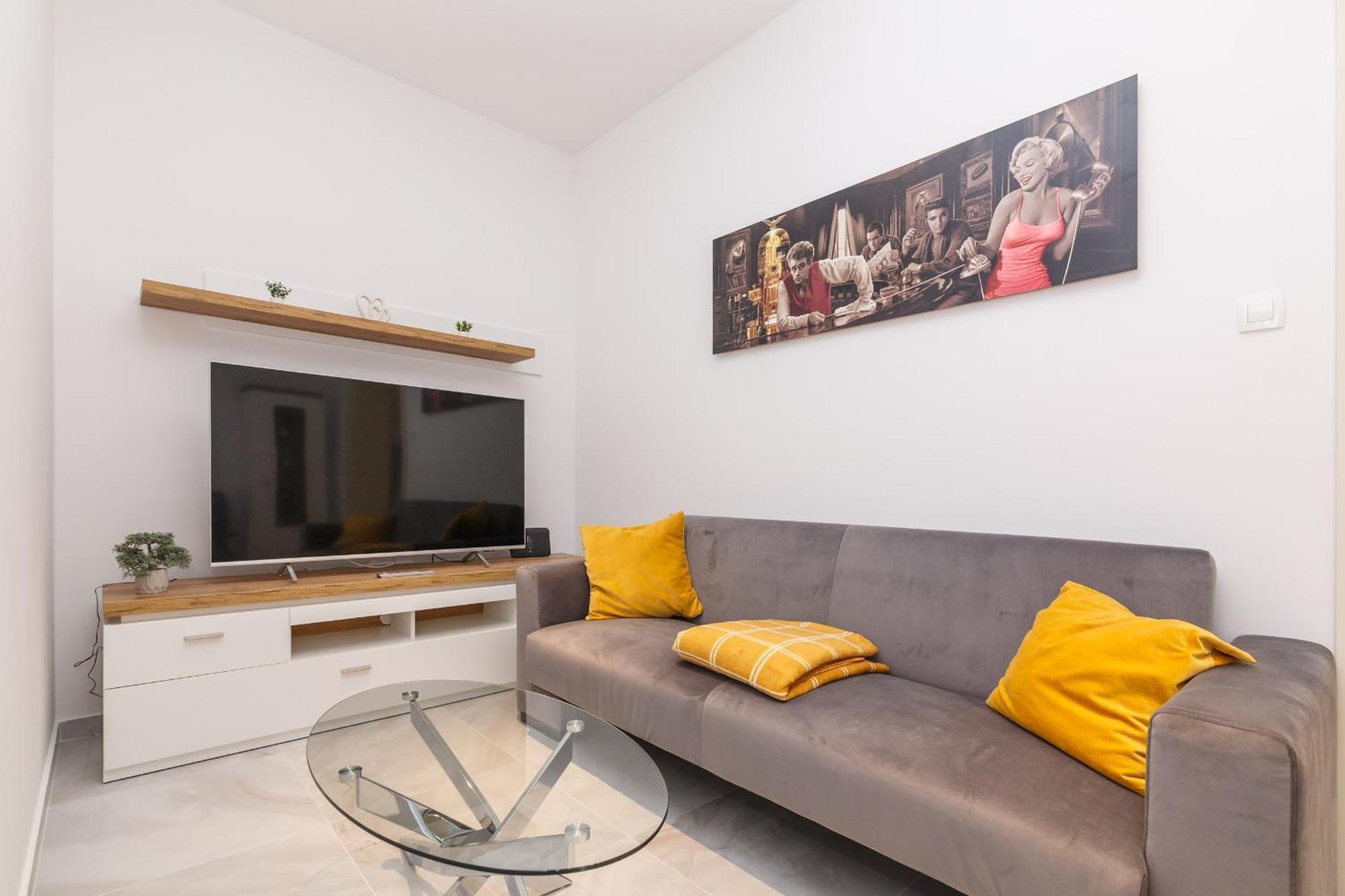 Apartmani Simi - The Wave Цриквениця Екстер'єр фото