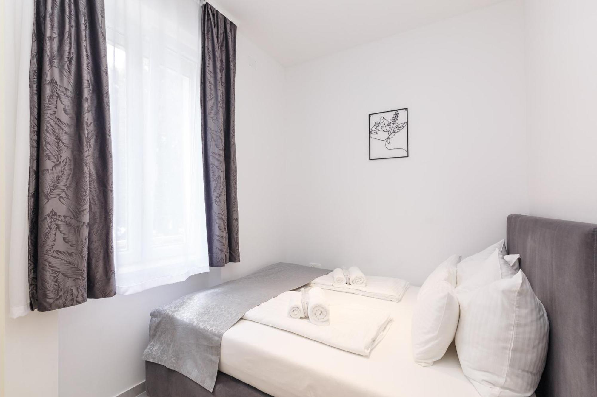 Apartmani Simi - The Wave Цриквениця Екстер'єр фото